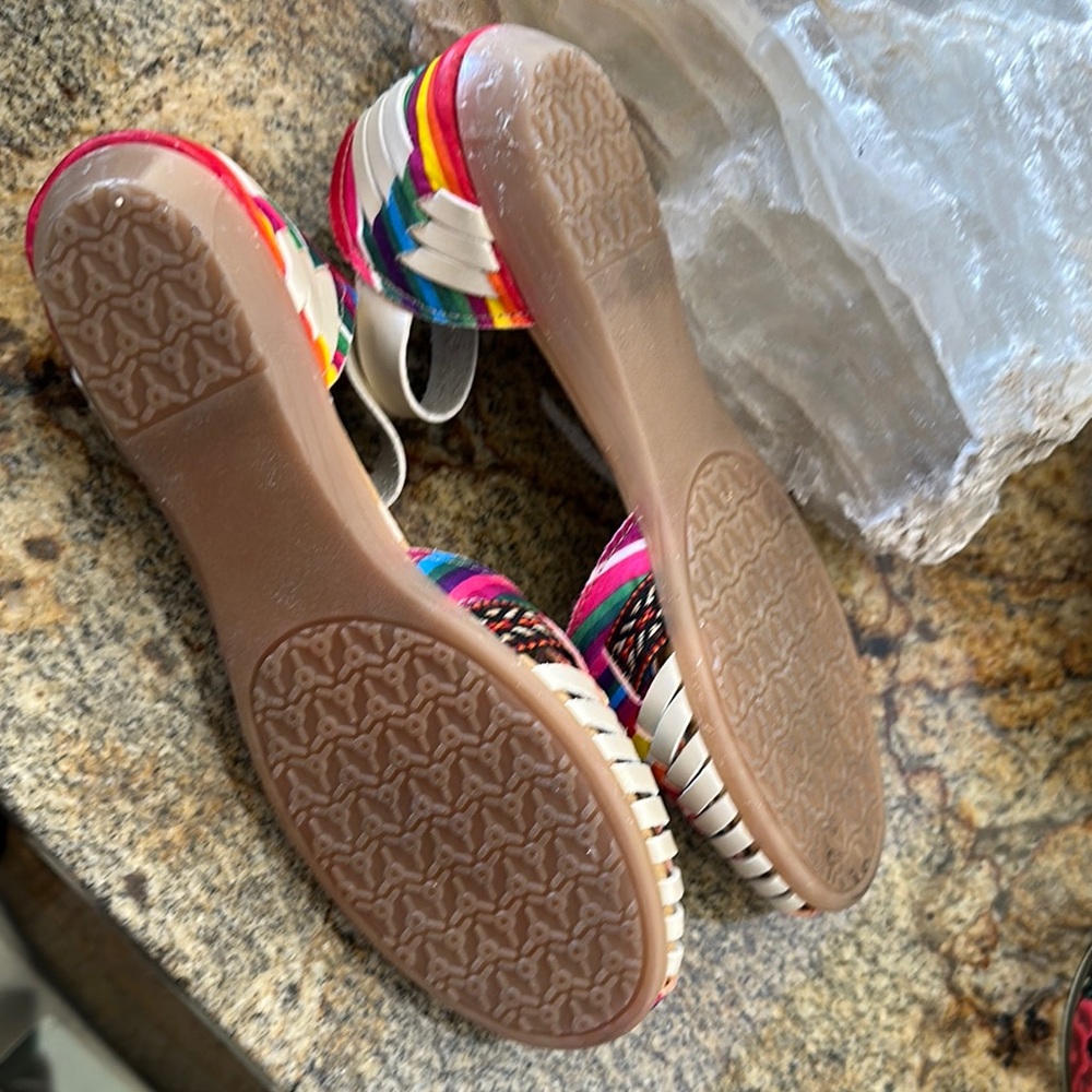 Colorful Woven Sandals with Buckle Strap - Picture 3 of 3